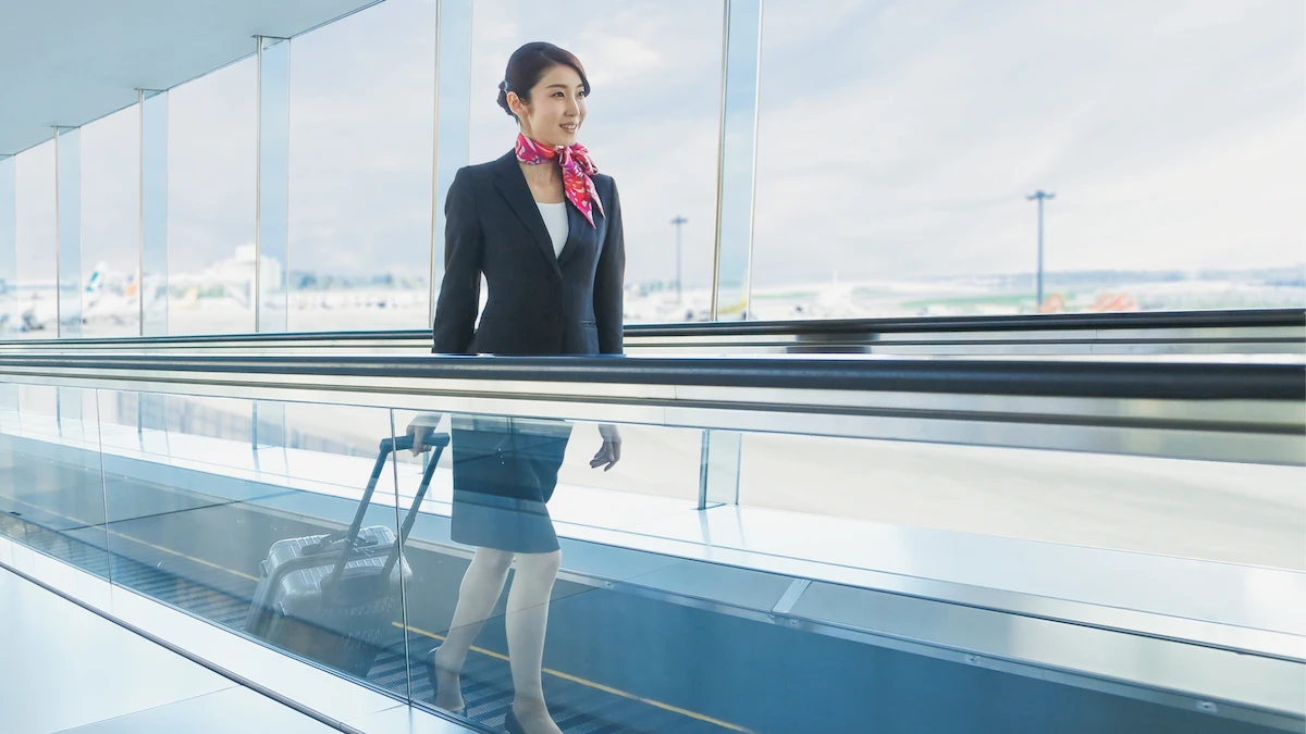 身長測定に不安を抱えたCA志望者、外資系航空会社への合格を実現